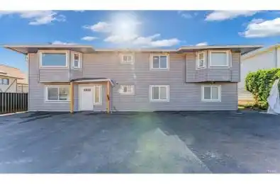 13572 68 Unit# 13572 Surrey British Columbia V3W2G3