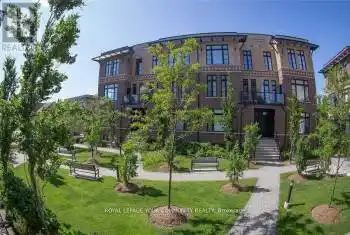 8169 Kipling Avenue Unit# 33, Vaughan (West Woodbridge), Ontario L4L0G4, 2 Bedrooms Bedrooms, ,1 BathroomBathrooms,All Houses,For Rent,Kipling,N11903016