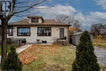 752 BEACH Boulevard, Hamilton, Ontario L8H6Y9, 3 Bedrooms Bedrooms, ,2 BathroomsBathrooms,All Houses,For Sale,BEACH,40686815