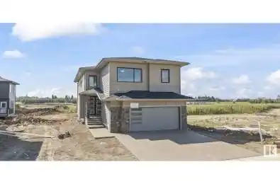 8404 MAYDAY LINK SW Edmonton Alberta T6X0Y7