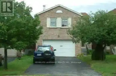 25 Lysander Court Toronto (Agincourt North) Ontario M1V3R2