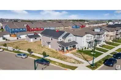 3504 4 ST NW Unit# 3504 Edmonton Alberta T6T2P8