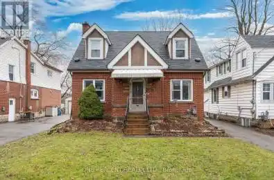 22 Norfolk Street Hamilton (Ainslie Wood) Ontario L8S3K1