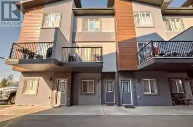 129 Skyview Parade Unit# 5 Calgary Alberta T3N1N6