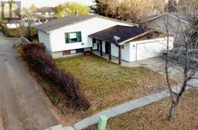 147 Mount Pleasant Drive Camrose Alberta T4V3H8