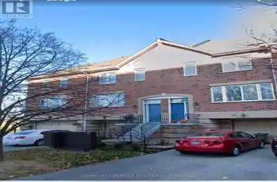 2C Leaside Park Drive Toronto (Thorncliffe Park) Ontario M4H1R3