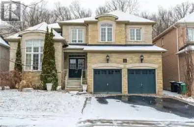 15 HELLYER Avenue Brampton Ontario L6Y0M3