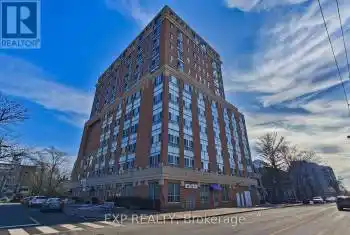 15 Maplewood Avenue Unit# PH06, Toronto (Humewood-Cedarvale), Ontario M6C4B4, 2 Bedrooms Bedrooms, ,1 BathroomBathrooms,Condo,For Sale,Maplewood,C11907740