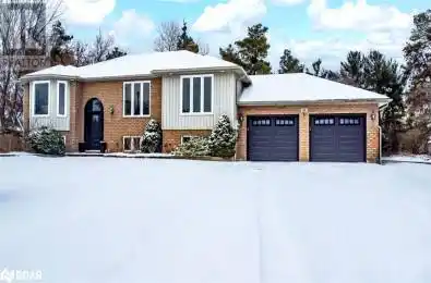 24 PARR Boulevard Springwater Ontario L0M1T0