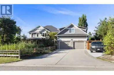 3374 Larkspur Court Kelowna British Columbia V1W4S7