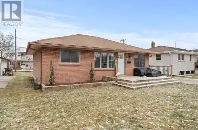 63 STANLEY Street Essex Ontario N8M2V3