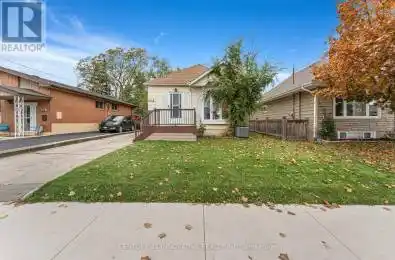 39 Delena Avenue Hamilton (McQuesten) Ontario L8H6B5