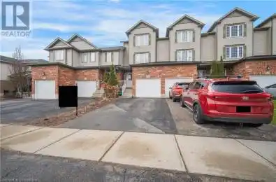 284 SOPHIA Crescent Kitchener Ontario N2R1X9