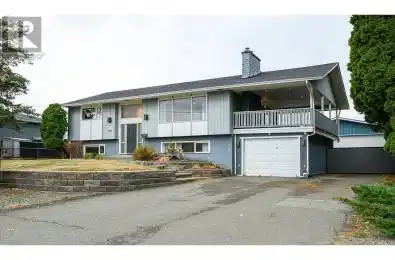 1074 Ollek Street Kamloops British Columbia V2B5B2