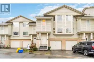 1318 BRUNETTE Avenue Unit# 4 Coquitlam British Columbia V3K6R1