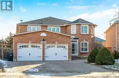 1594 Stillriver Crescent Mississauga (East Credit) Ontario L5M3X1