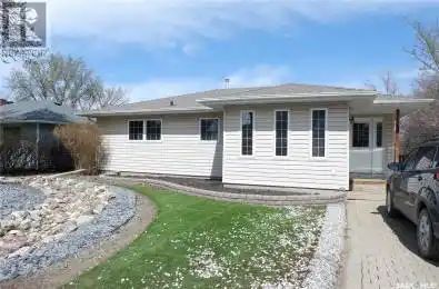 216 Dominion ROAD Assiniboia Saskatchewan S0H0B0