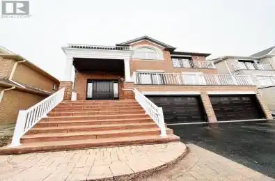 30 Manda Drive Vaughan (Vellore Village) Ontario L6A3K6