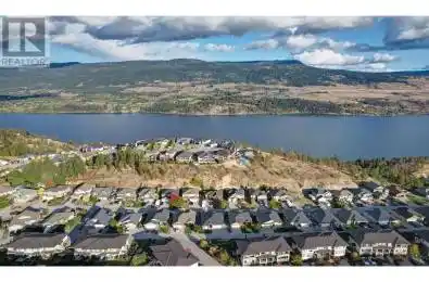 12764 Cliffshore Drive Lake Country British Columbia V4V2P6