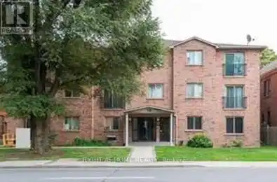 28 Victoria Avenue Unit# 206 Hamilton (Beasley) Ontario L8L5E1