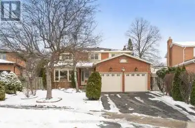 15 Oakington Place Mississauga (Streetsville) Ontario L5N3V9