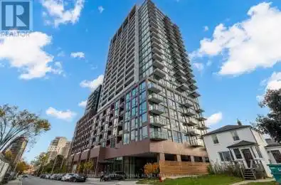 28 Ann Street Unit# 1308 Mississauga (Port Credit) Ontario L5G0E1