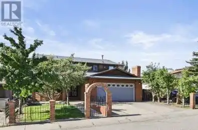 251 Maunsell Close Calgary Alberta T2E7C1