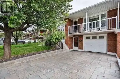 17 Rockbank Crescent Toronto (Humberlea-Pelmo Park) Ontario M9M1L1