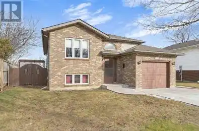 1590 Blairwood Crescent Windsor Ontario N8W5N9