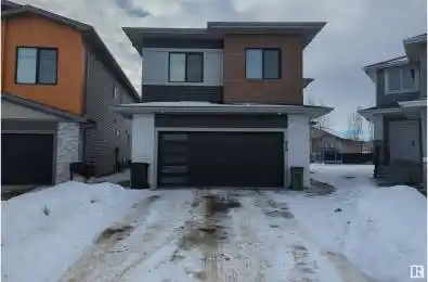 15004 15 ST NW NW Unit# 15004 Edmonton Alberta T5Y3T4