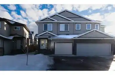 3859 170 AV NW Unit# 3859 Edmonton Alberta T5Y3S2