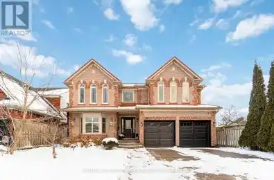 52 Canning Crescent Cambridge Ontario N1T1X2