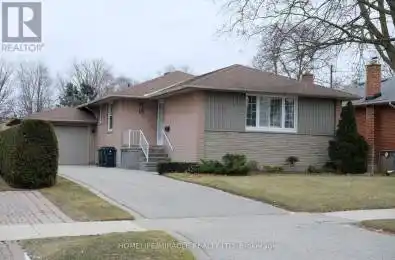 15 Shadwick Drive Toronto (Willowridge-Martingrove-Richview) Ontario M