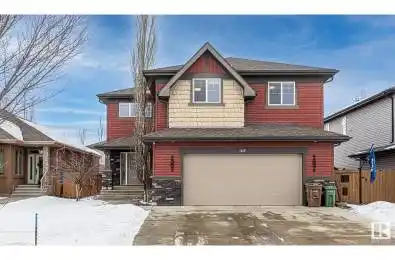 17 NEWTON PL St. Albert Alberta T8N3V8