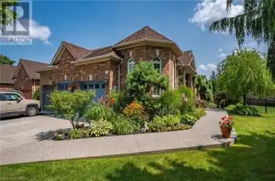 137 THOROUGHBRED Boulevard Ancaster Ontario L9K1N2