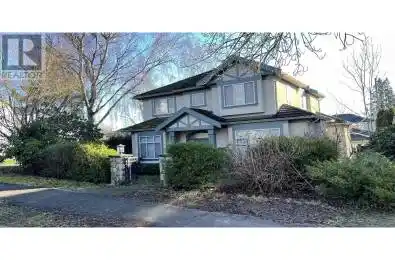 2402 19TH Avenue Vancouver British Columbia V6L1C7