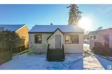 10751 74 AV NW Unit# 10751 Edmonton Alberta T6E1G7